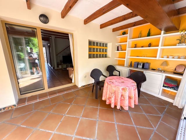 3 Zimmer Reihenhaus zu verkaufen in El Montgó, Dénia mit Pool Garage - 349.000 € (Ref: 9757558)