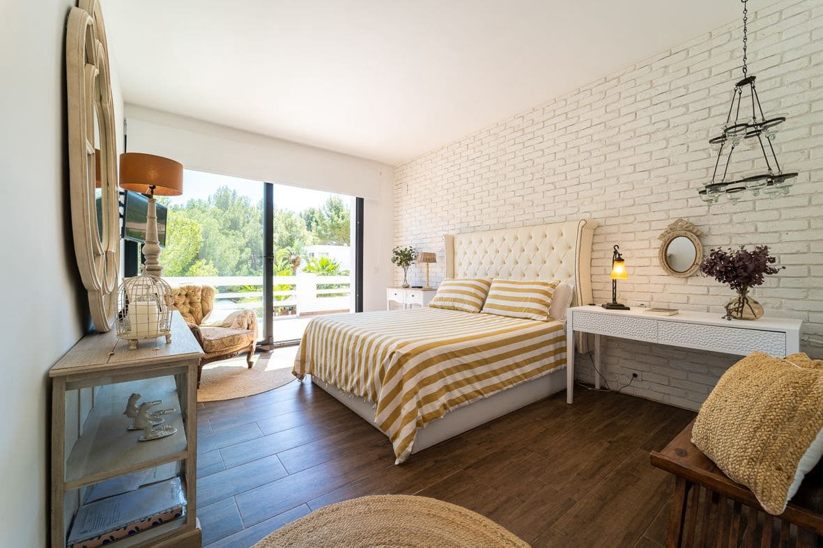 Chalet de 4 habitaciones en Dénia en venta con piscina garaje - 1.370.000 € (Ref: 9757559)