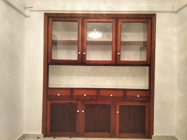 Casa de 4 habitaciones en Centro Urbano, Dénia en venta con garaje - 299.000 € (Ref: 9757563)