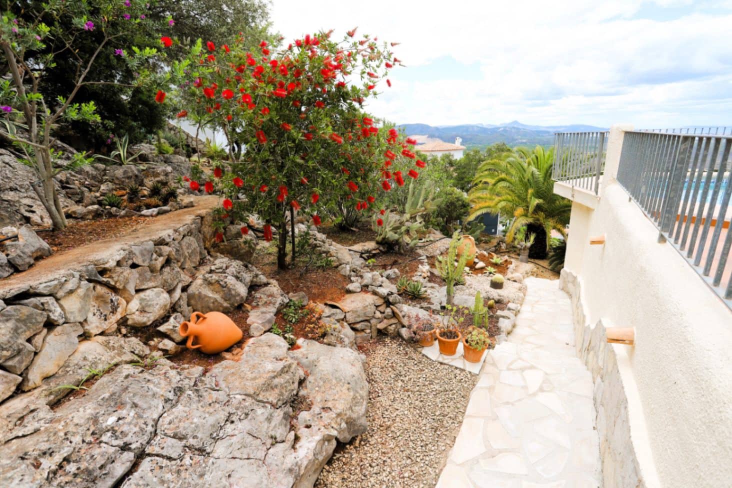 3 bedroom Villa for sale in Rafol de Almunia with pool garage - € 495,000 (Ref: 9924903)