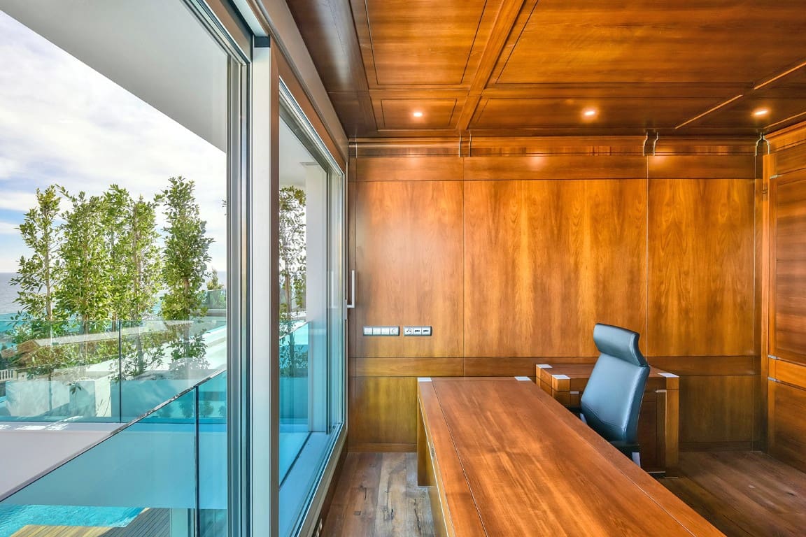 3 soveværelse Villa til salg i Calpe / Calp med swimmingpool - € 3.200.000 (Ref: 5860028)