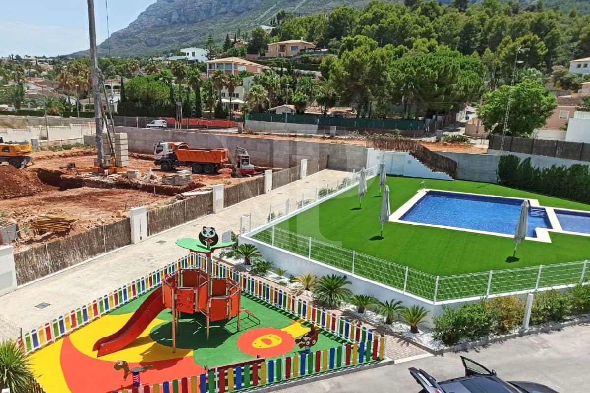 3 soveværelse Byhus til salg i Denia med swimmingpool - € 431.000 (Ref: 5860102)