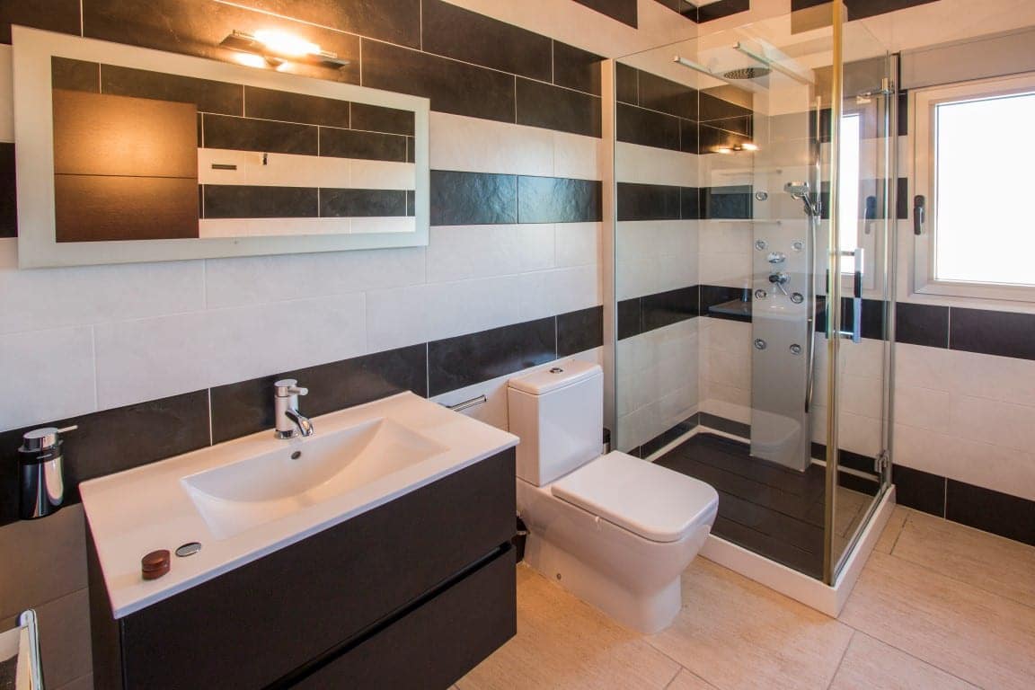 4 sypialnia Willa na sprzedaż w Javea / Xabia z basenem - 1 215 000 € (Ref: 5860172)