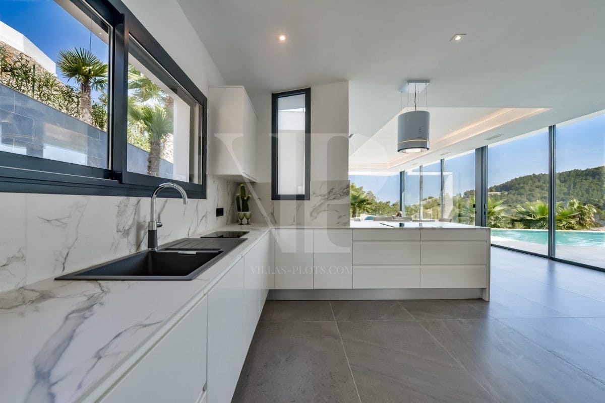 3 bedroom Villa for sale in Javea / Xabia with pool - € 1,620,000 (Ref: 5860189)