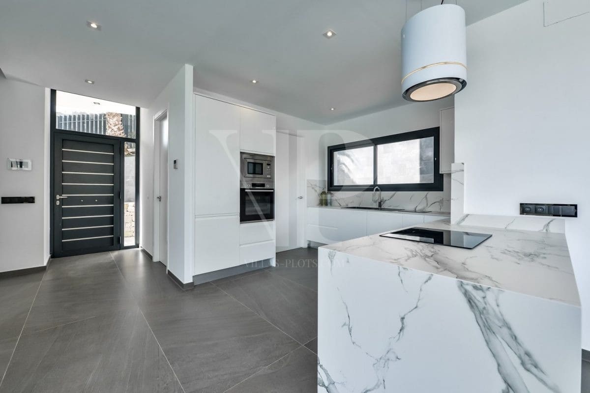 3 bedroom Villa for sale in Javea / Xabia with pool - € 1,620,000 (Ref: 5860189)