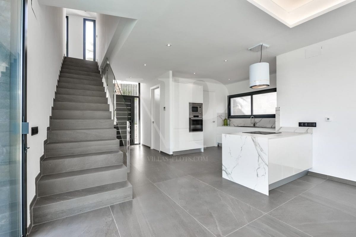 3 bedroom Villa for sale in Javea / Xabia with pool - € 1,620,000 (Ref: 5860189)