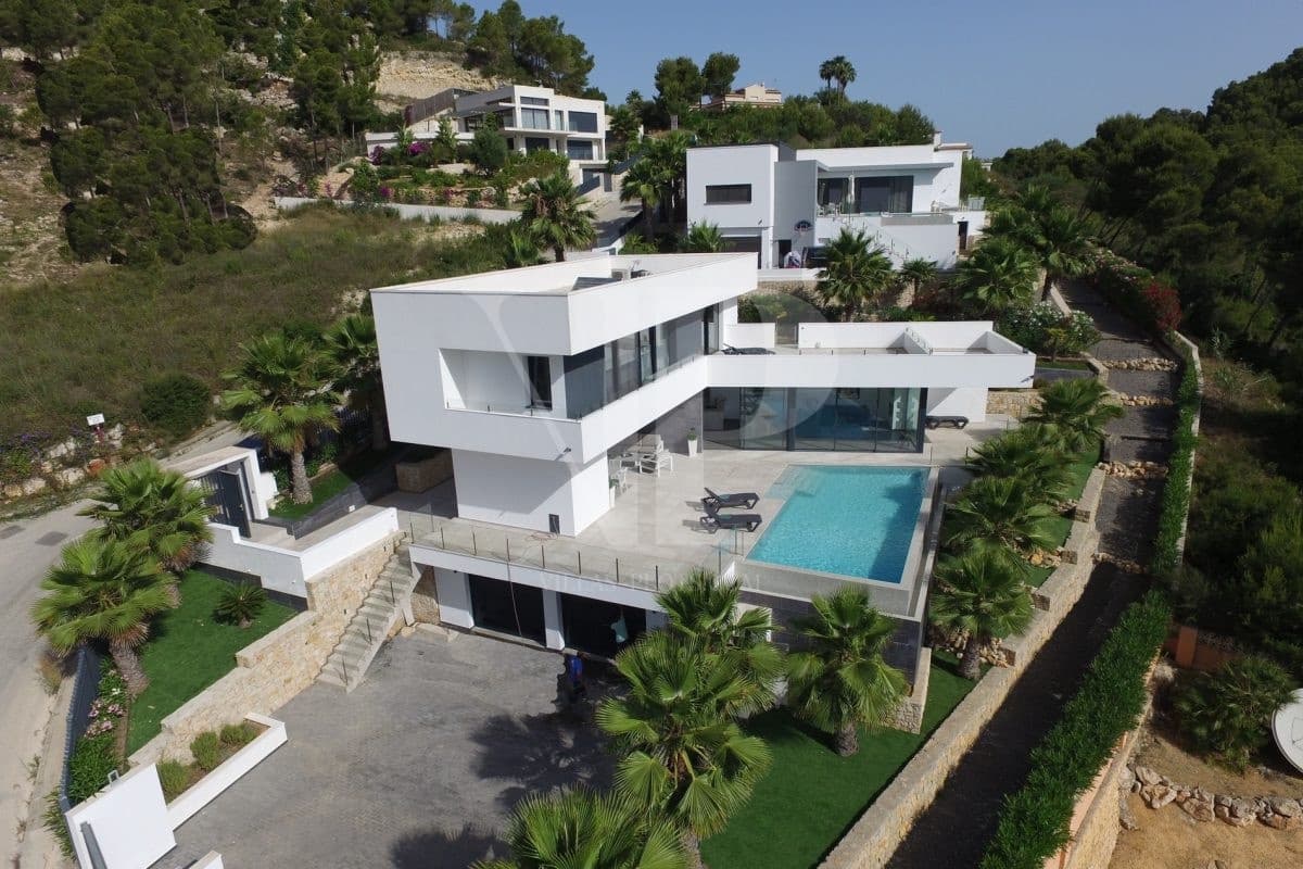 3 bedroom Villa for sale in Javea / Xabia with pool - € 1,620,000 (Ref: 5860189)