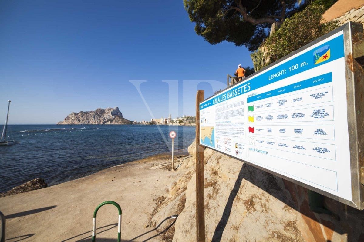 4 bedroom Villa for sale in Benissa with pool - € 2,199,994 (Ref: 7729253)