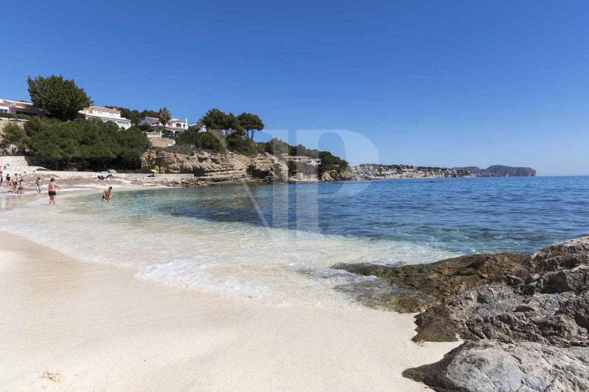 4 bedroom Villa for sale in Benissa with pool - € 2,199,994 (Ref: 7729253)