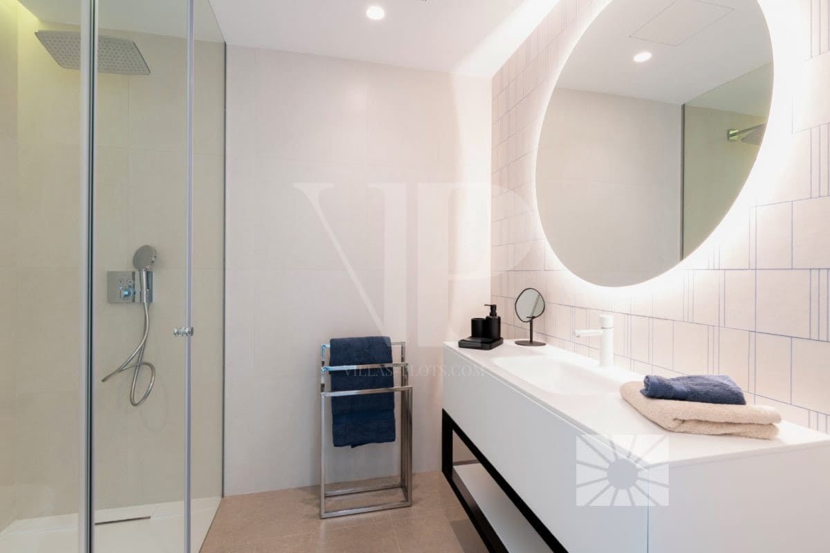 Chalet de 4 habitaciones en Benitachell / Benitatxell en venta con piscina - 2.950.000 € (Ref: 8079699)