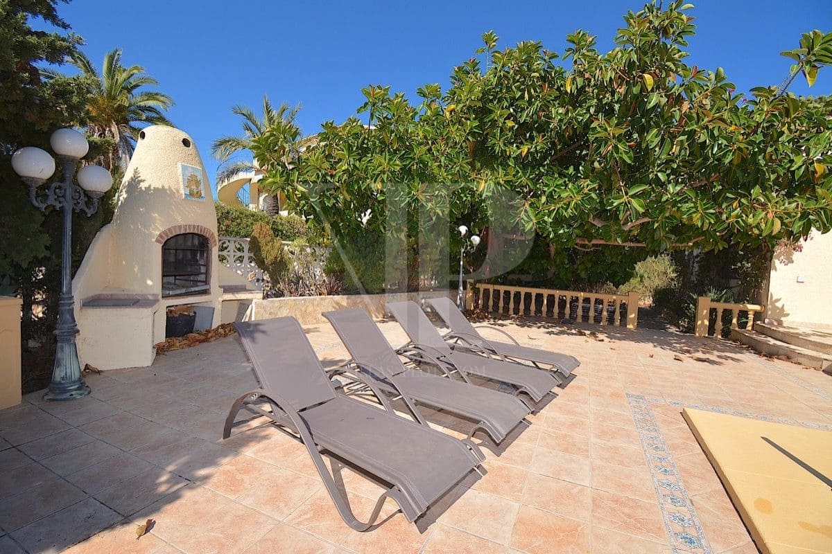 3 makuuhuone Huvila myytävänä paikassa Javea / Xabia - 890 000 € (Ref: 8198114)