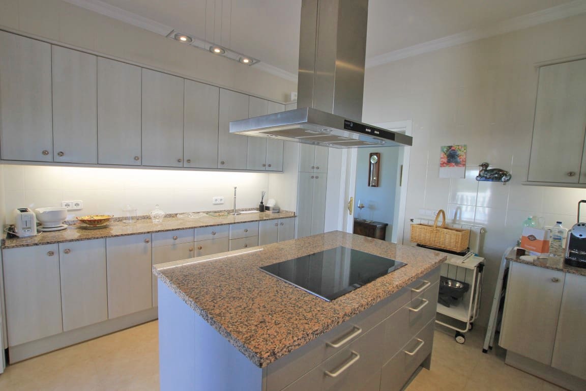 4 quarto Moradia para venda em Javea / Xabia com piscina - 1 300 000 € (Ref: 8260258)