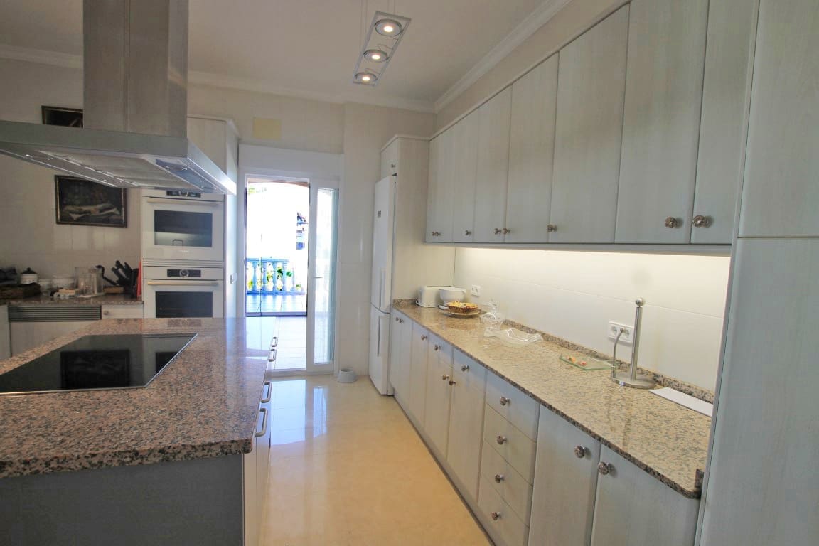 4 quarto Moradia para venda em Javea / Xabia com piscina - 1 300 000 € (Ref: 8260258)