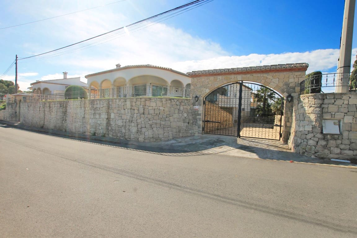 4 quarto Moradia para venda em Javea / Xabia com piscina - 1 300 000 € (Ref: 8260258)