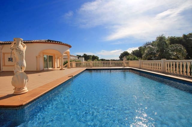 4 bedroom Villa for sale in La Granadella  - Costa Nova, Javea / Xàbia with pool - € 1,300,000 (Ref: 8260258)