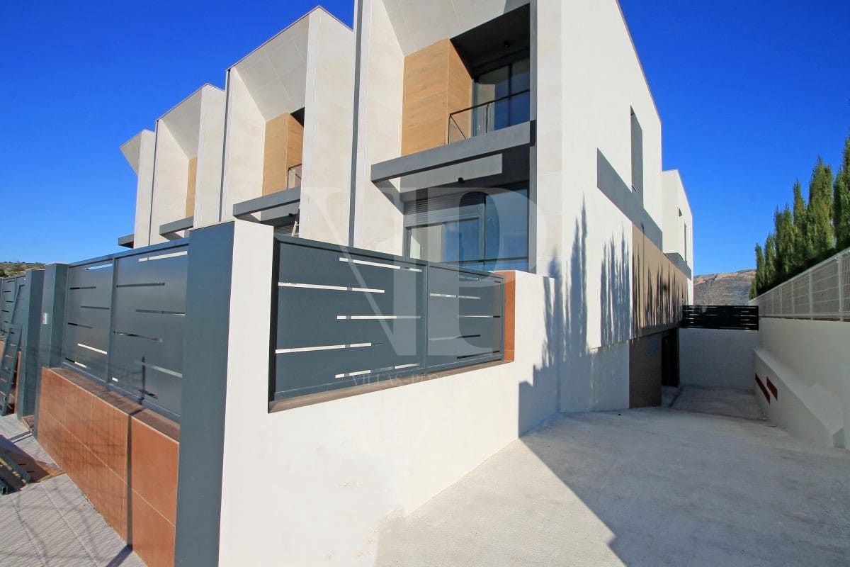 3 soveværelse Lejlighed til salg i Gata de Gorgos med swimmingpool - € 399.000 (Ref: 8653819)