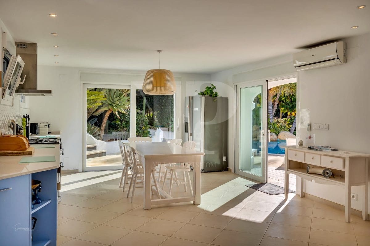 5 soveværelse Villa til salg i Javea / Xabia med swimmingpool - € 1.695.000 (Ref: 8771040)