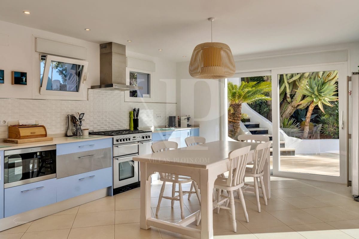 5 soveværelse Villa til salg i Javea / Xabia med swimmingpool - € 1.695.000 (Ref: 8771040)