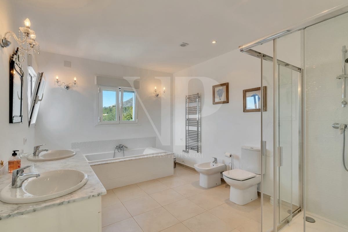 5 soveværelse Villa til salg i Javea / Xabia med swimmingpool - € 1.695.000 (Ref: 8771040)