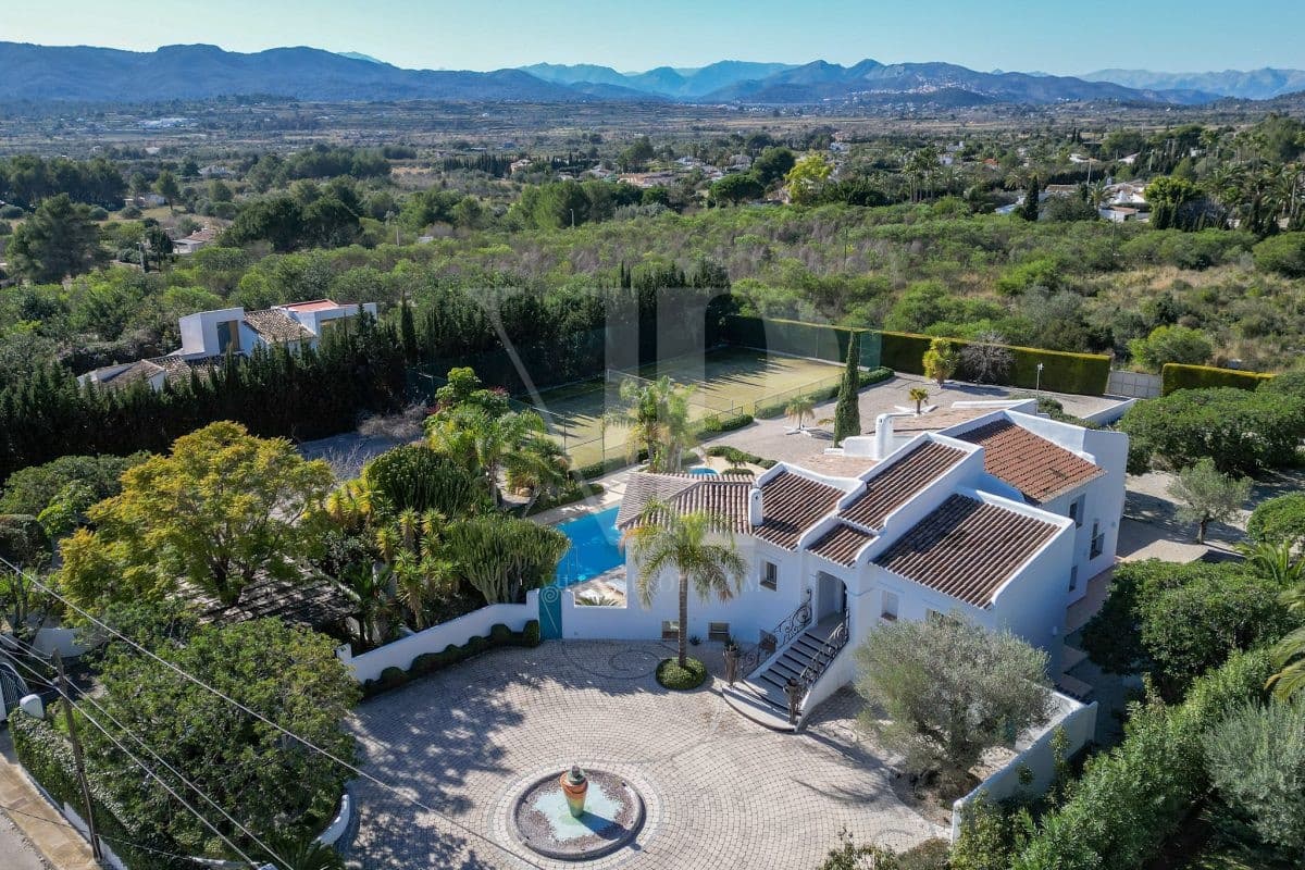 5 soveværelse Villa til salg i Javea / Xabia med swimmingpool - € 1.695.000 (Ref: 8771040)