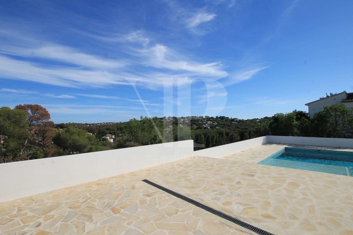 4 bedroom Villa for sale in Javea / Xabia - € 1,075,000 (Ref: 8918350)