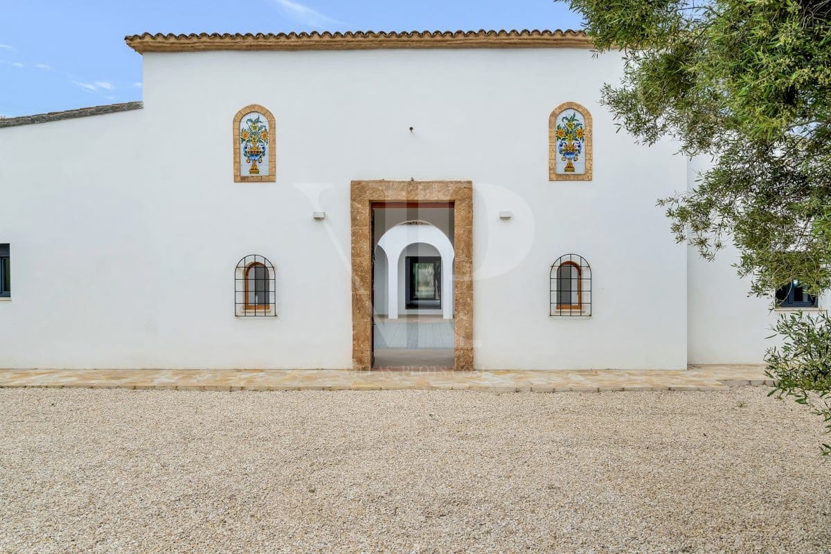 4 soveværelse Villa til salg i Javea / Xabia med swimmingpool - € 1.950.000 (Ref: 8969368)