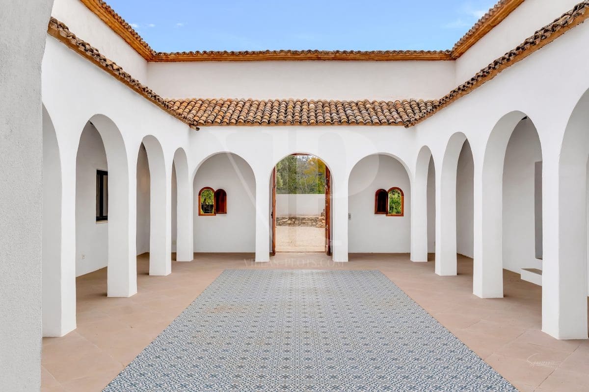 4 soveværelse Villa til salg i Javea / Xabia med swimmingpool - € 1.950.000 (Ref: 8969368)