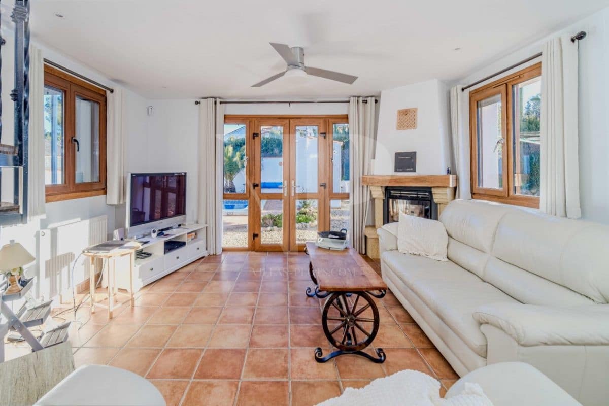 4 Zimmer Villa zu verkaufen in Javea / Xabia - 795.000 € (Ref: 9072427)