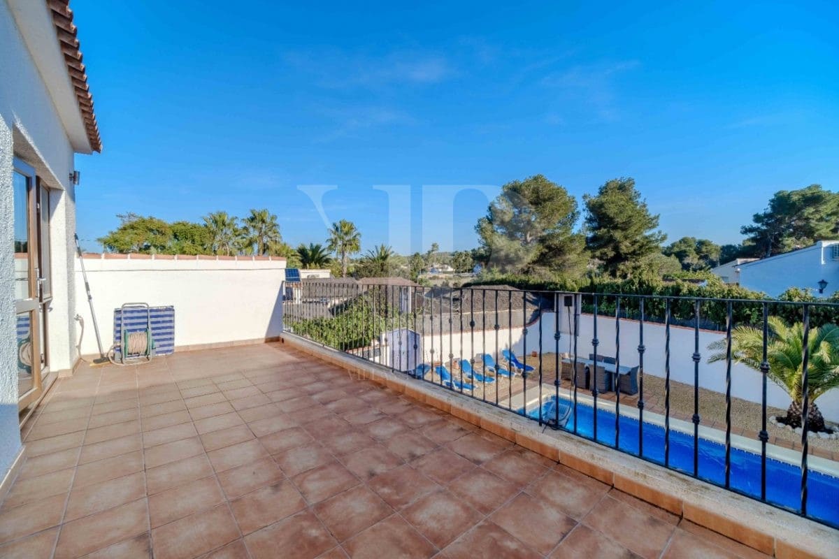 4 Zimmer Villa zu verkaufen in Javea / Xabia - 795.000 € (Ref: 9072427)