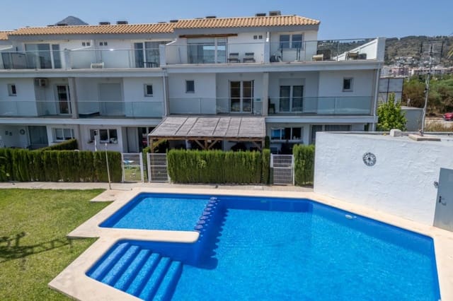 4 bedroom Townhouse for sale in Javea / Xàbia - € 649,000 (Ref: 9077138)