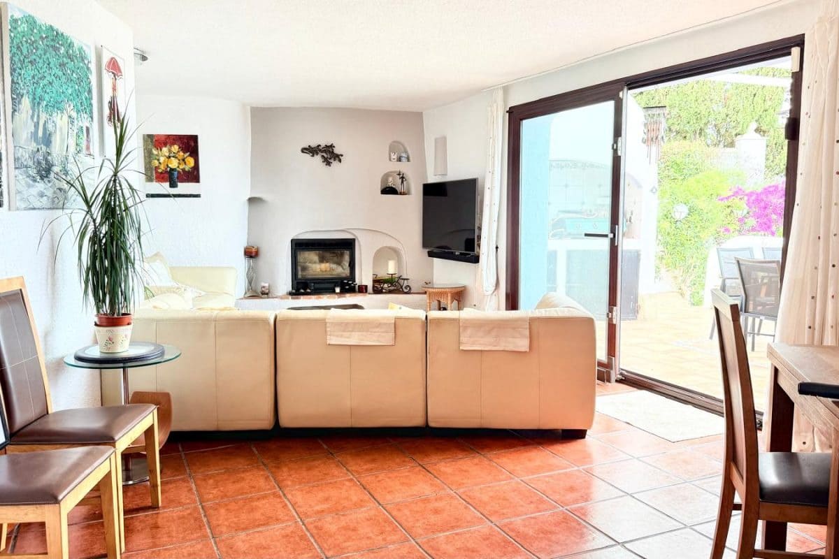 5 bedroom Villa for sale in Javea / Xabia - € 970,000 (Ref: 9117427)