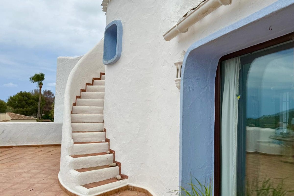 5 bedroom Villa for sale in Javea / Xabia - € 970,000 (Ref: 9117427)