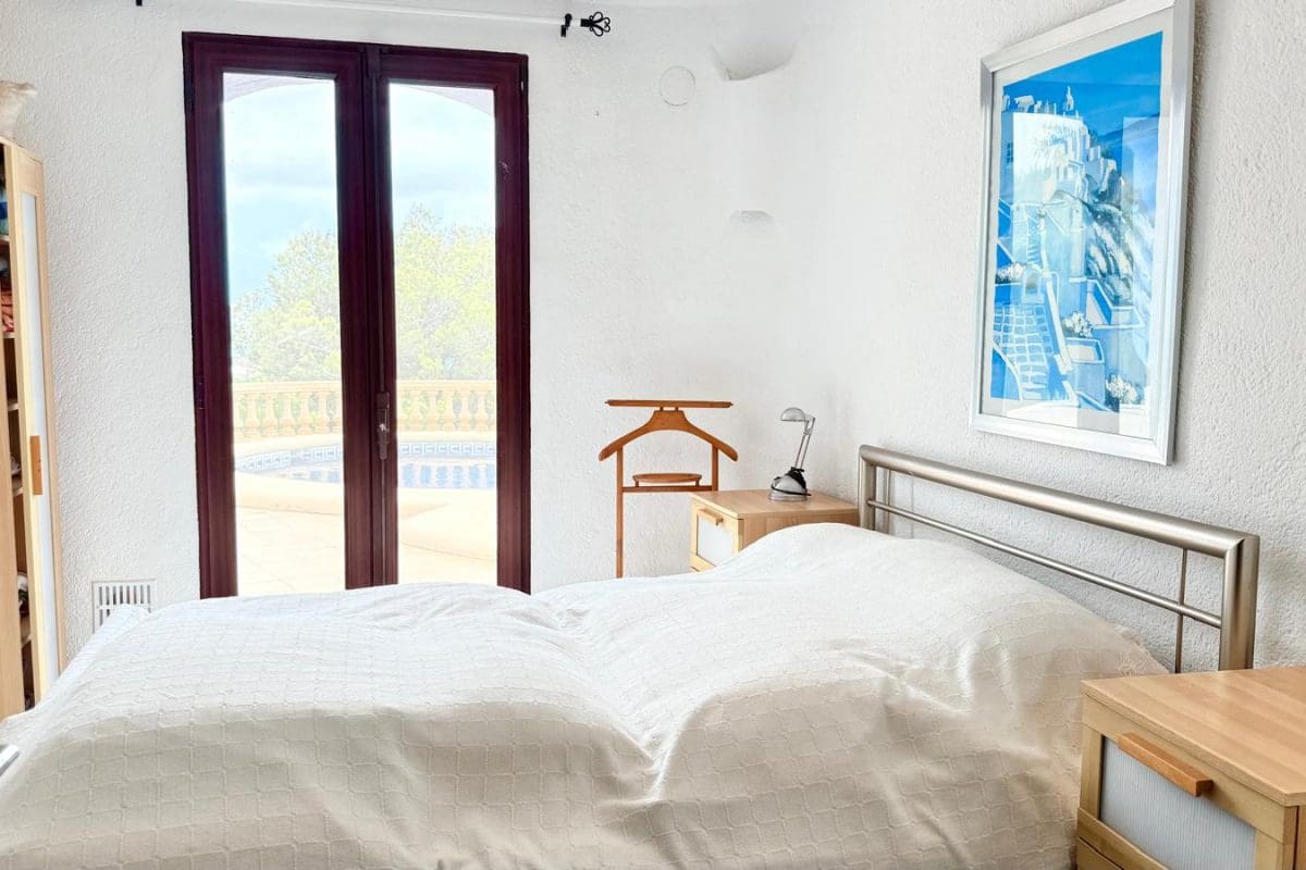 5 bedroom Villa for sale in Javea / Xabia - € 970,000 (Ref: 9117427)