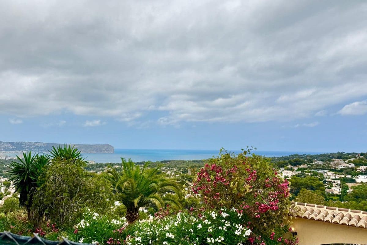 5 bedroom Villa for sale in Javea / Xabia - € 970,000 (Ref: 9117427)