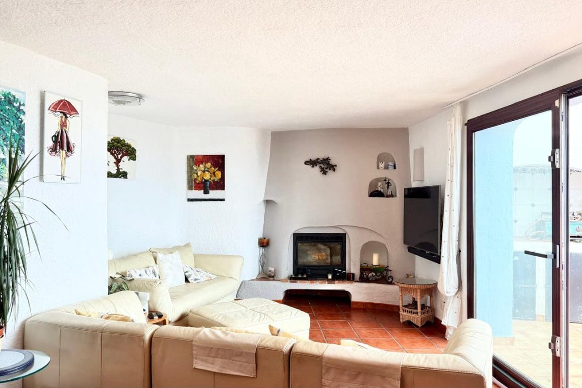 5 bedroom Villa for sale in Javea / Xabia - € 970,000 (Ref: 9117427)