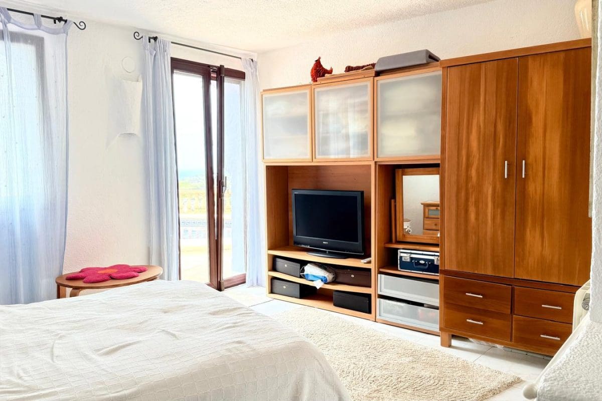 5 bedroom Villa for sale in Javea / Xabia - € 970,000 (Ref: 9117427)