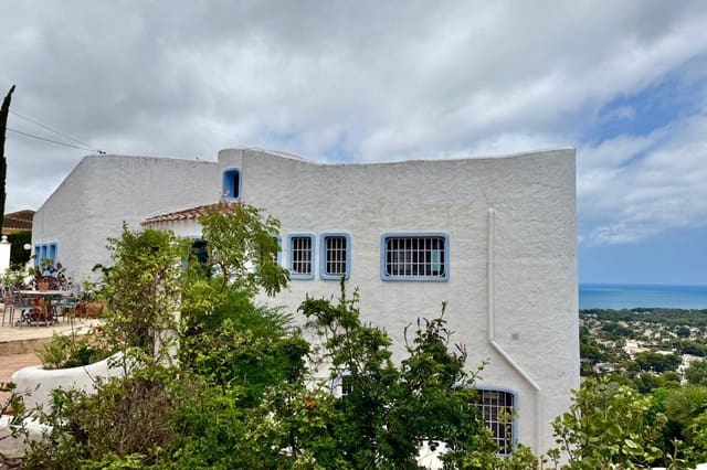 5 bedroom Villa for sale in Javea / Xàbia - € 970,000 (Ref: 9117427)