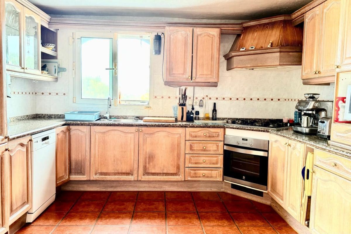 5 bedroom Villa for sale in Javea / Xabia - € 970,000 (Ref: 9117427)