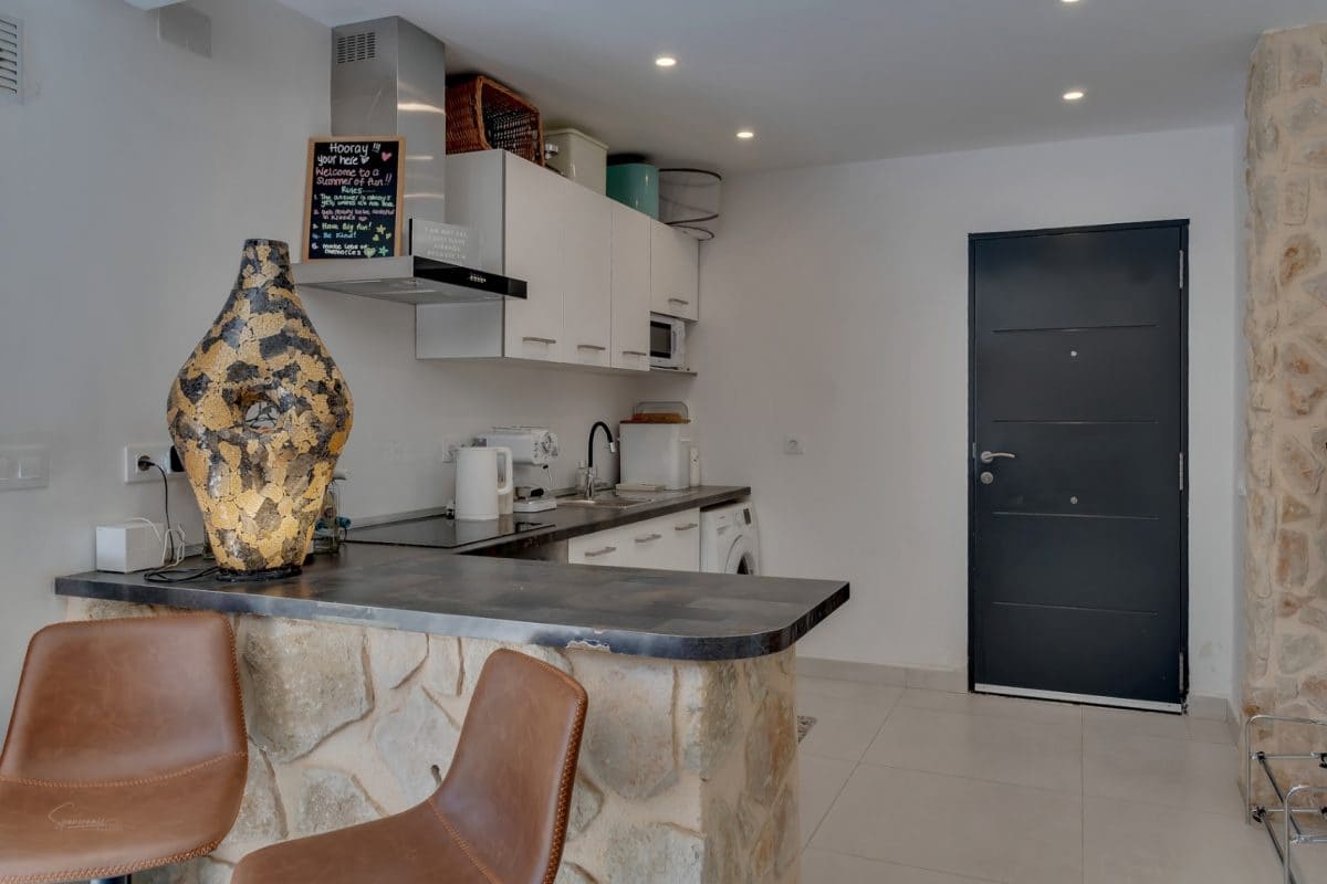 5 bedroom Villa for sale in Javea / Xabia - € 895,000 (Ref: 9117972)