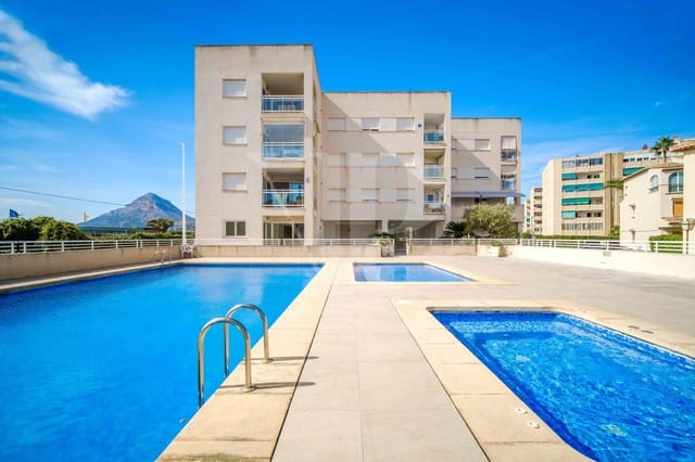 3 makuuhuone Omakotitalo myytävänä paikassa Javea / Xàbia mukana uima-altaan - 645 000 € (Ref: 9221548)