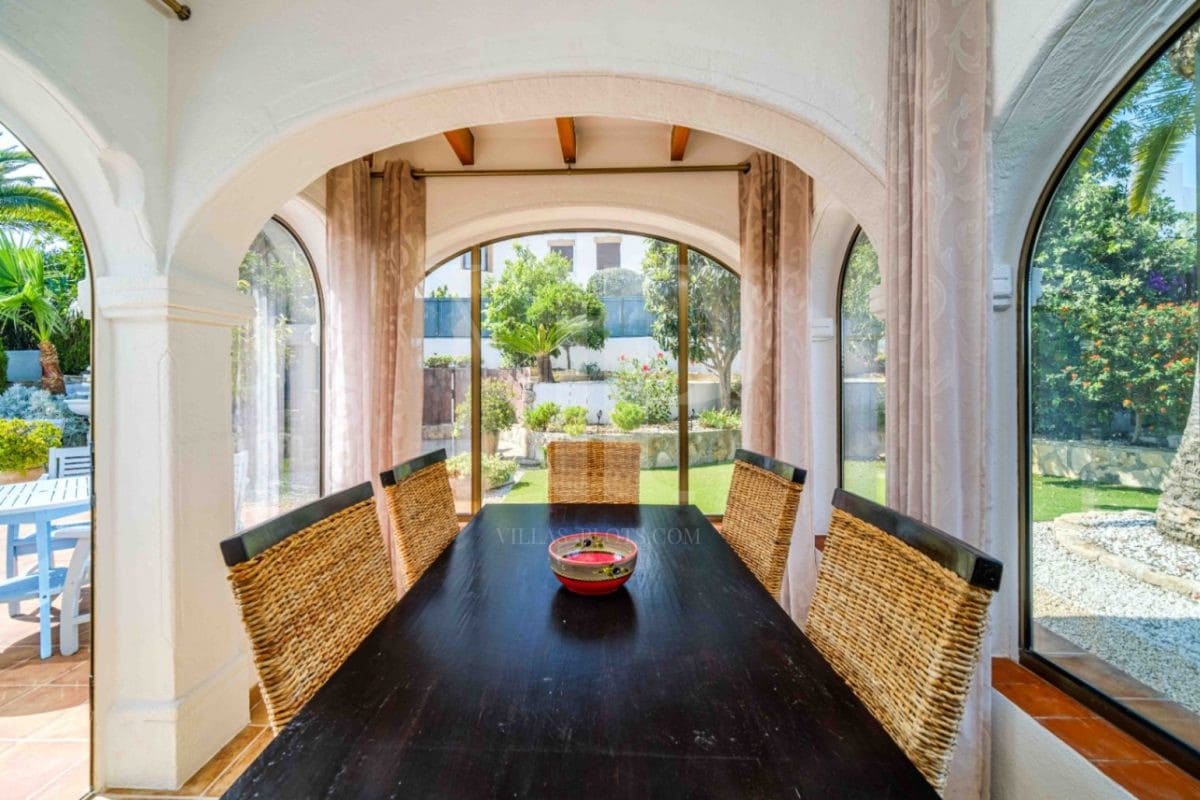 4 bedroom Villa for sale in Javea / Xabia with pool - € 595,000 (Ref: 9223535)