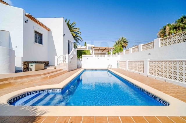 4 Zimmer Villa zu verkaufen in Javea / Xàbia mit Pool - 595.000 € (Ref: 9223535)