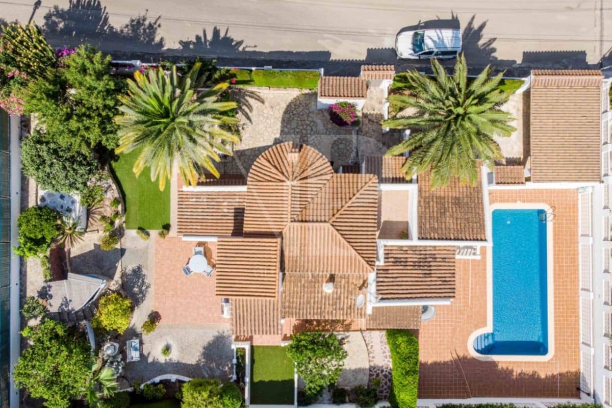 4 bedroom Villa for sale in Javea / Xabia with pool - € 595,000 (Ref: 9223535)