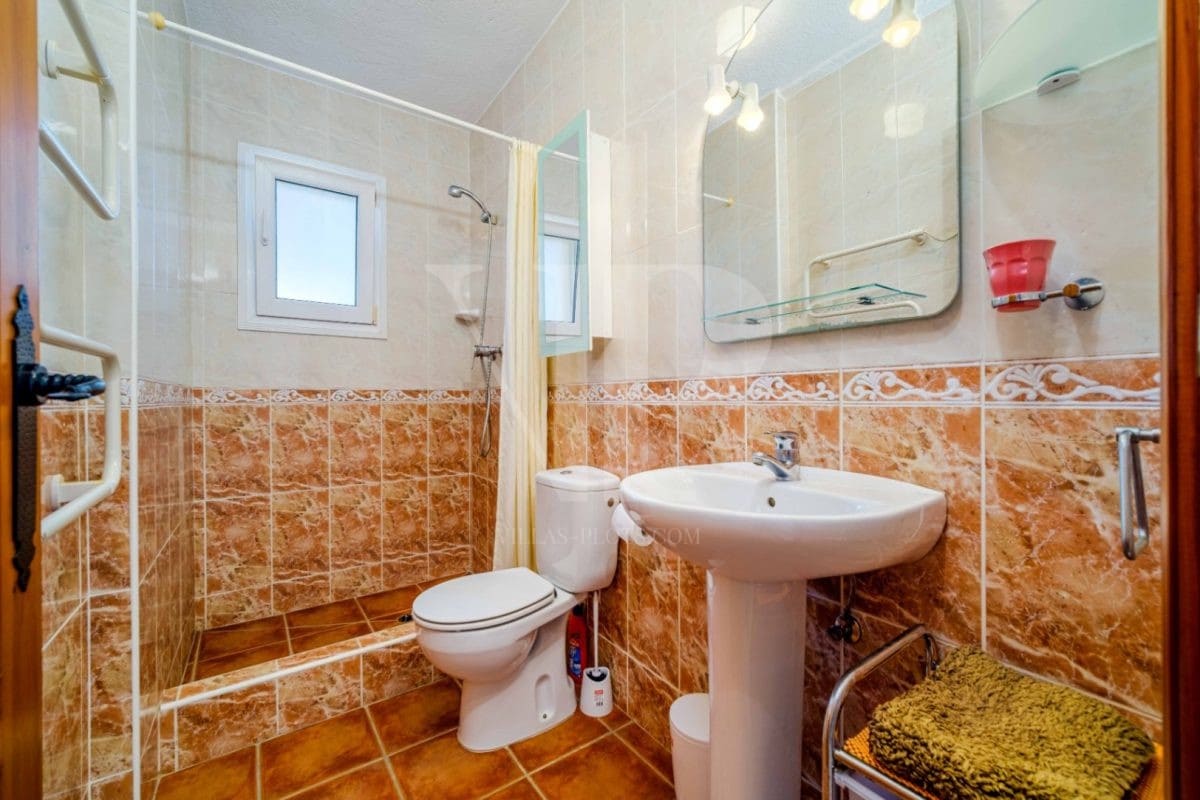 4 bedroom Villa for sale in Javea / Xabia with pool - € 595,000 (Ref: 9223535)