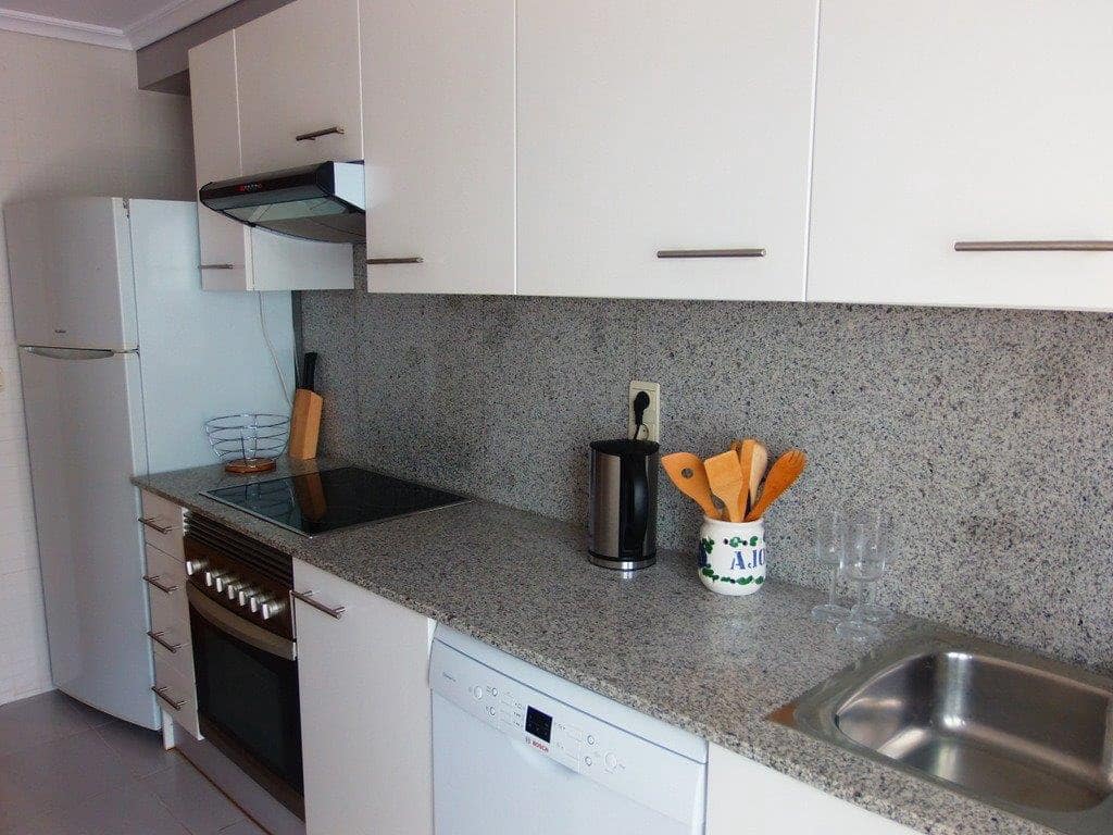 2 bedroom Beach Apartment for sale in Javea / Xabia - € 399,000 (Ref: 9223686)