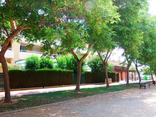 2 bedroom Beach Apartment for sale in Javea / Xàbia - € 399,000 (Ref: 9223686)