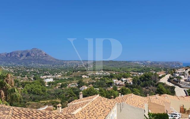 3 soveværelse Semi-Rækkehus til salg i Javea / Xàbia med swimmingpool - € 349.000 (Ref: 9245631)