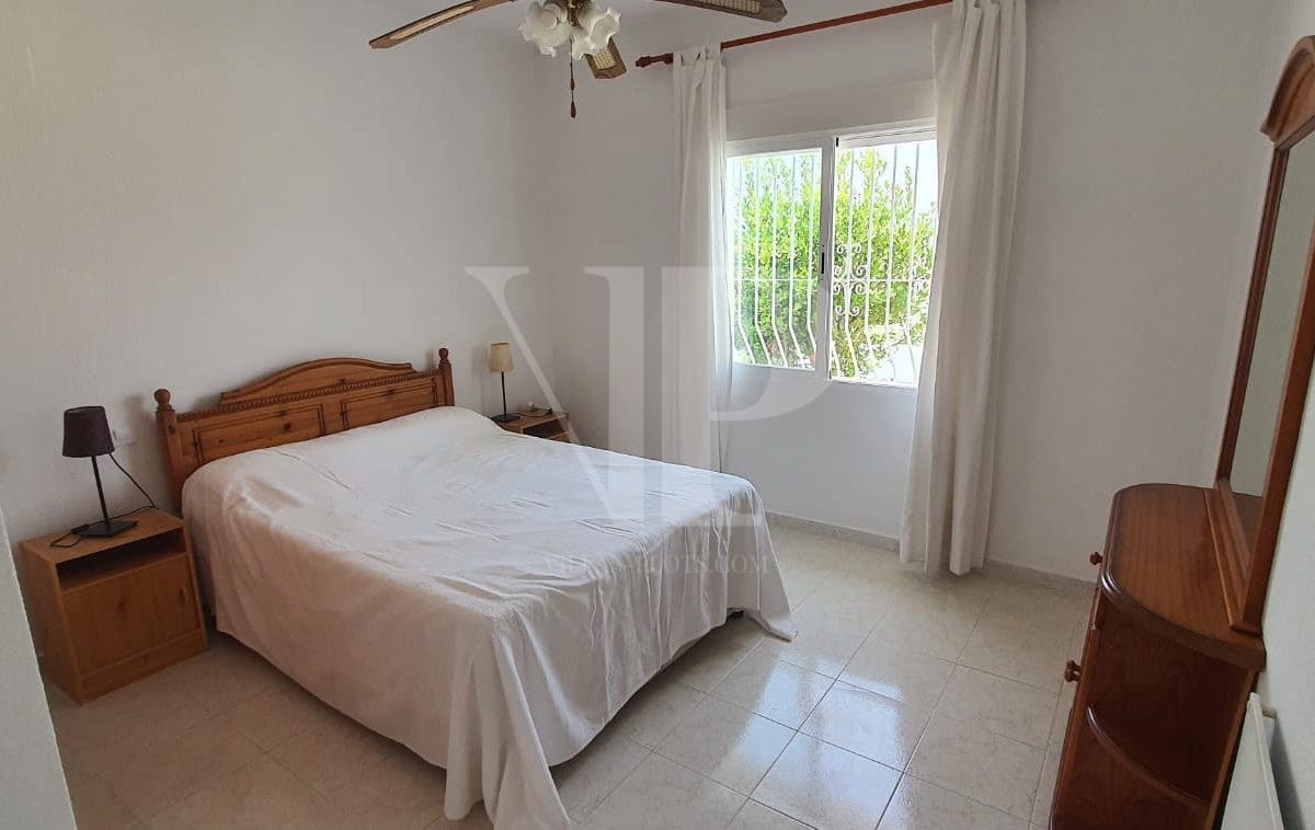 3 soveværelse Semi-Rækkehus til salg i Javea / Xabia med swimmingpool - € 349.000 (Ref: 9245631)