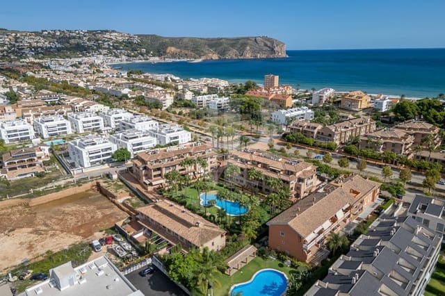 4 bedroom Townhouse for sale in Montañar - El Arenal, Javea / Xàbia with pool - € 699,500 (Ref: 9255982)