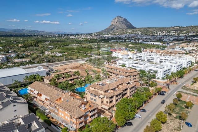 4 bedroom Townhouse for sale in Montañar - El Arenal, Javea / Xàbia with pool - € 699,500 (Ref: 9255982)